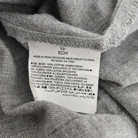 Old Navy Peasant Top Gray Embroidered 3/4 Sleeve V Neck Boho Shirt XS - Picture 6 of 8